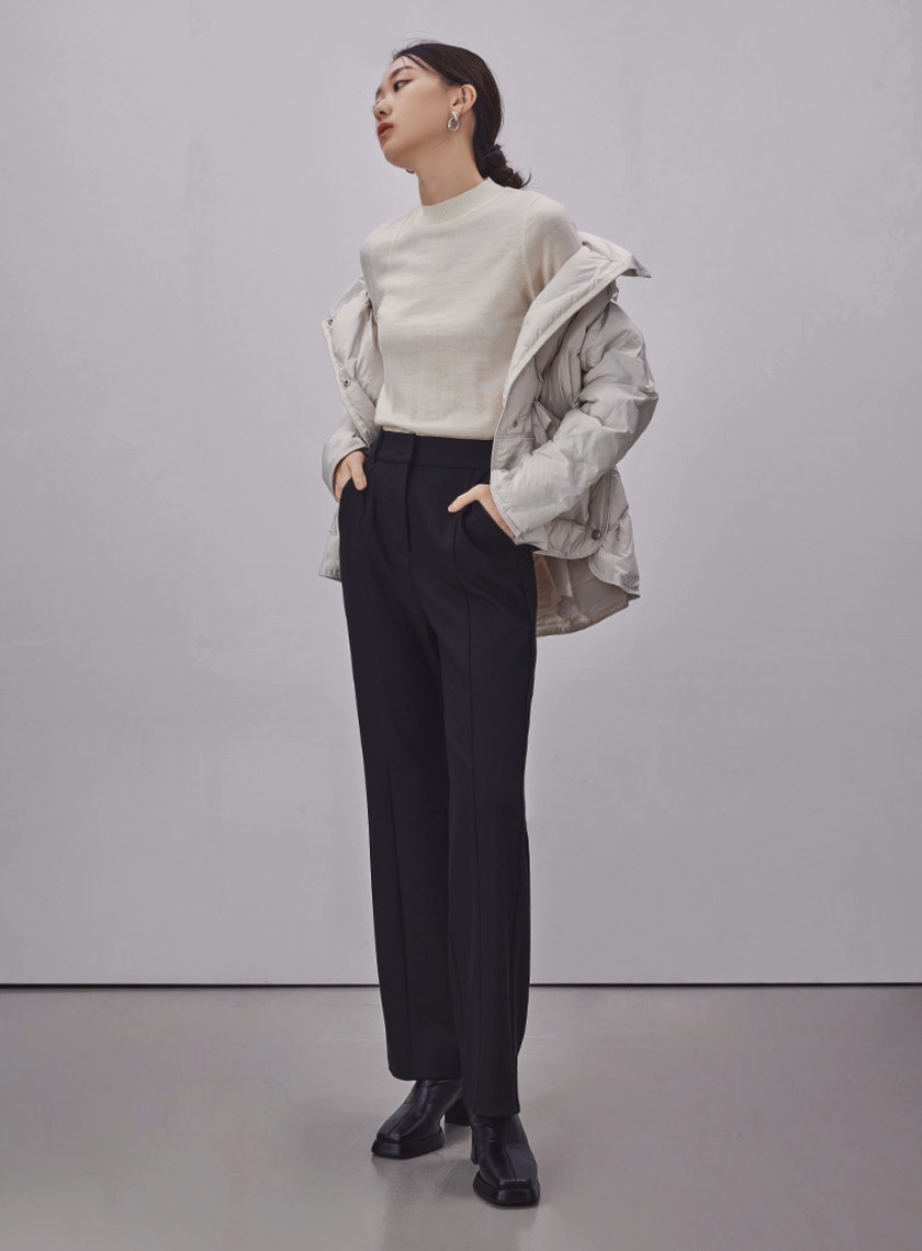 半高領五分袖羊毛針織上衣